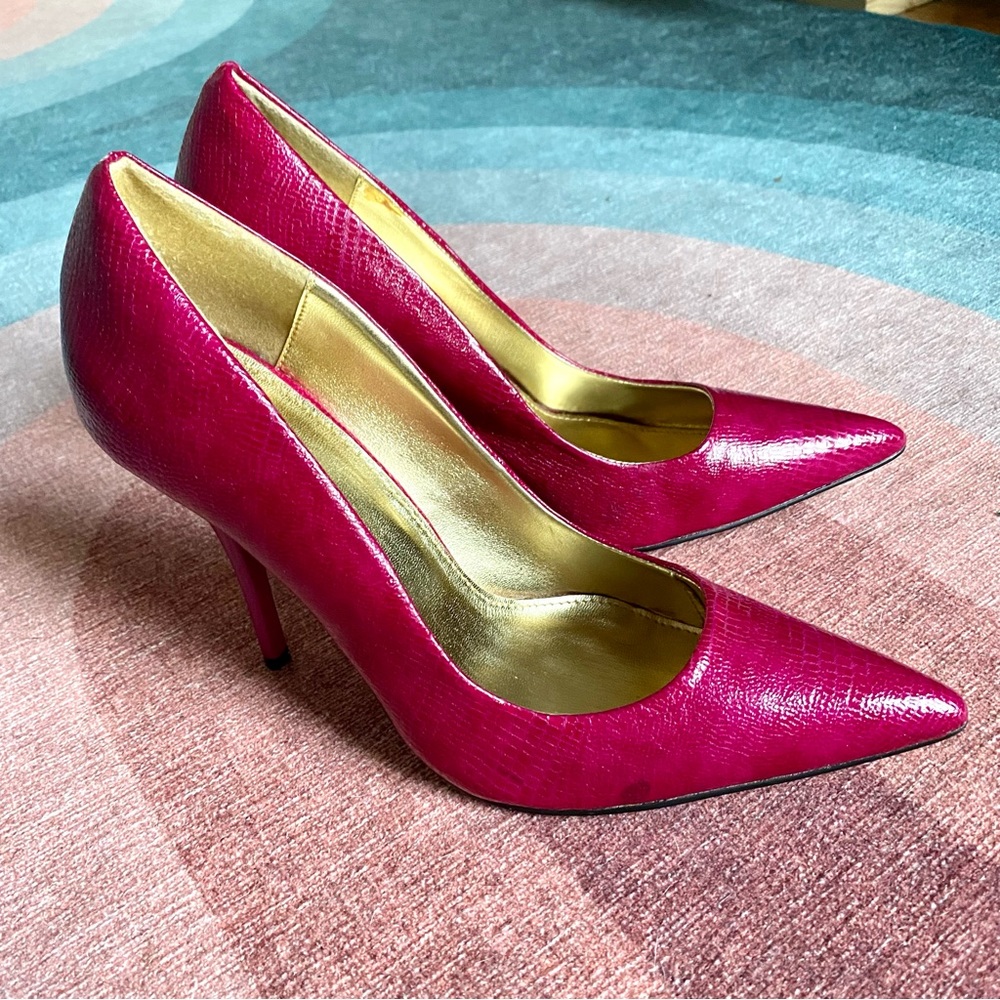 C Label Fuschia Embossed Snakeskin Pattern Leathe… - image 1
